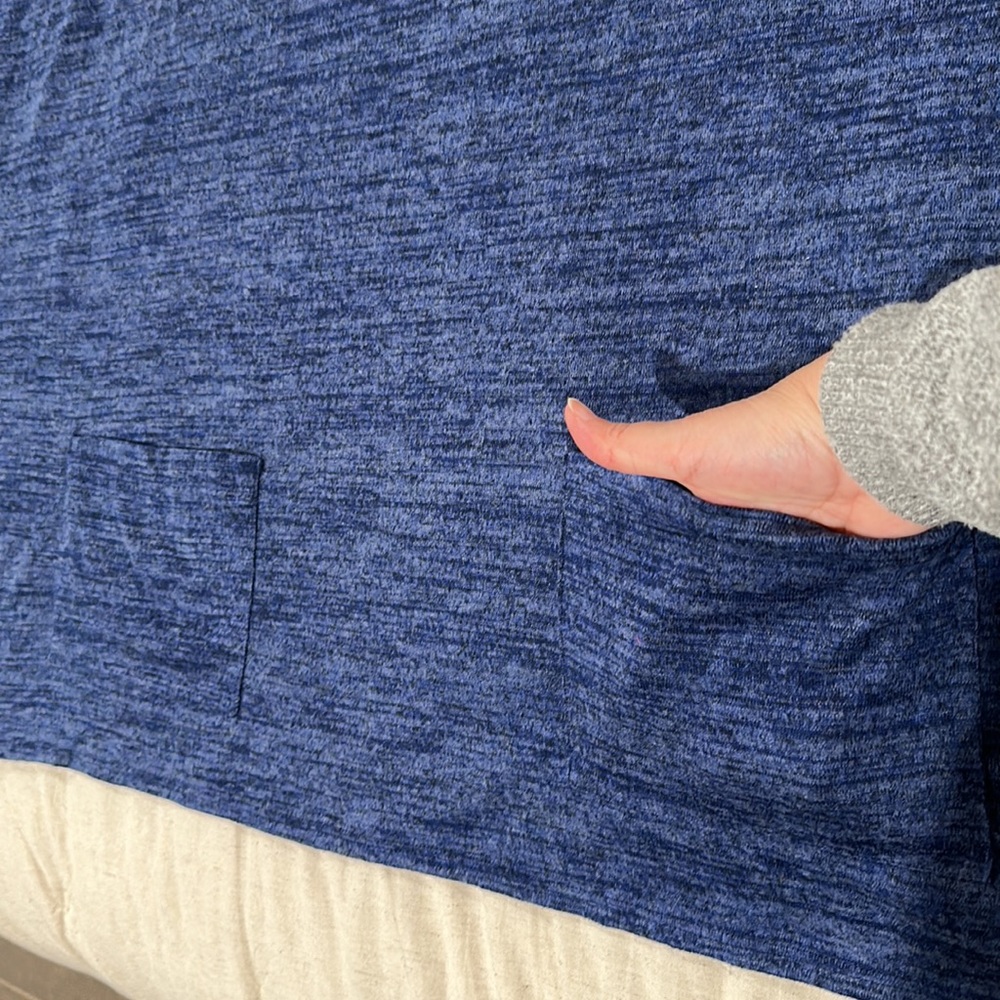 LOGO by Lori Goldstein Sweater Knit Poncho Faux Suede Trim & Pockets Blu… - Picture 9 of 11
